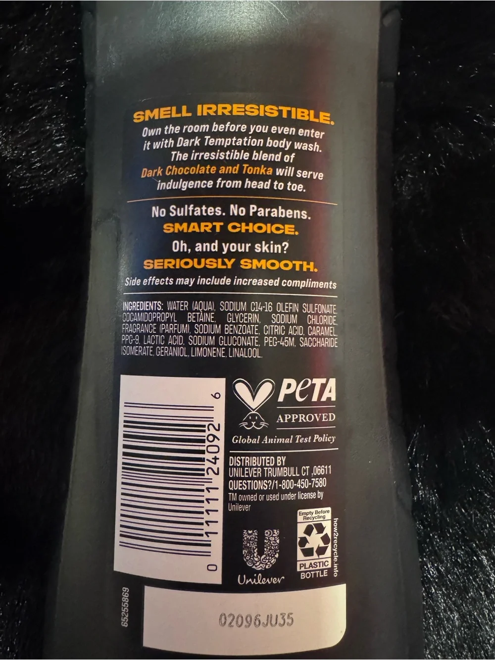 AXE Dark Temptation Moisturizing Body Wash — Dark Chocolate & Tonka (Black)